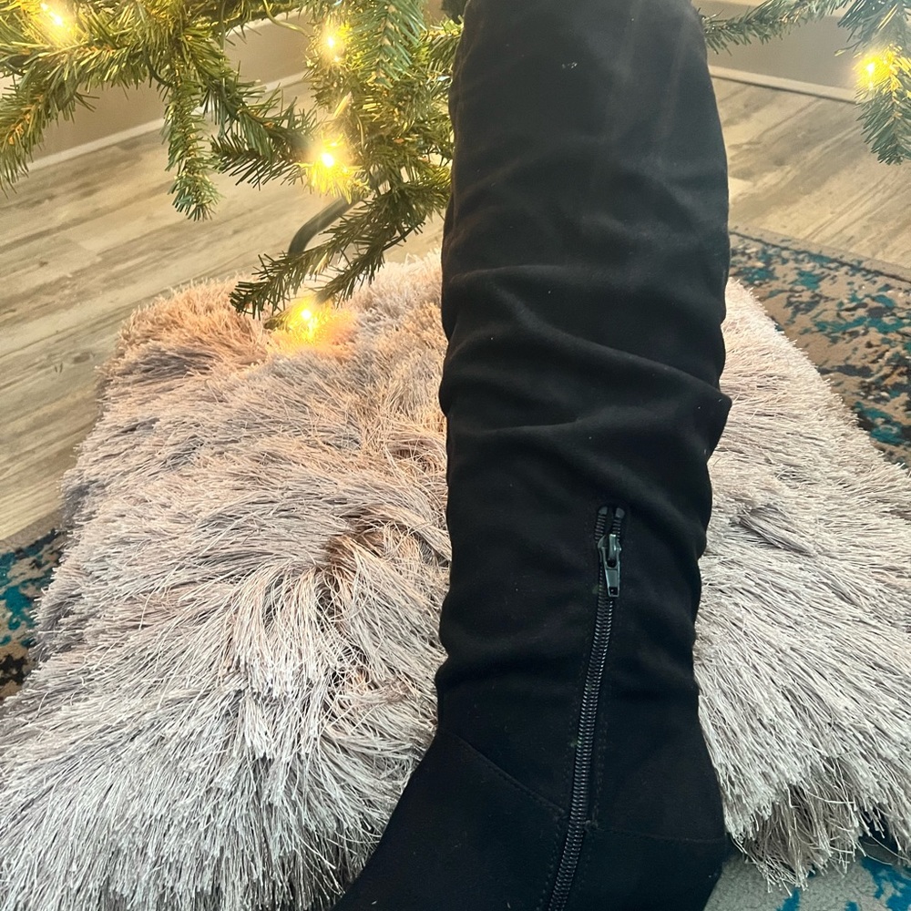 Express - Picture 3 of 3